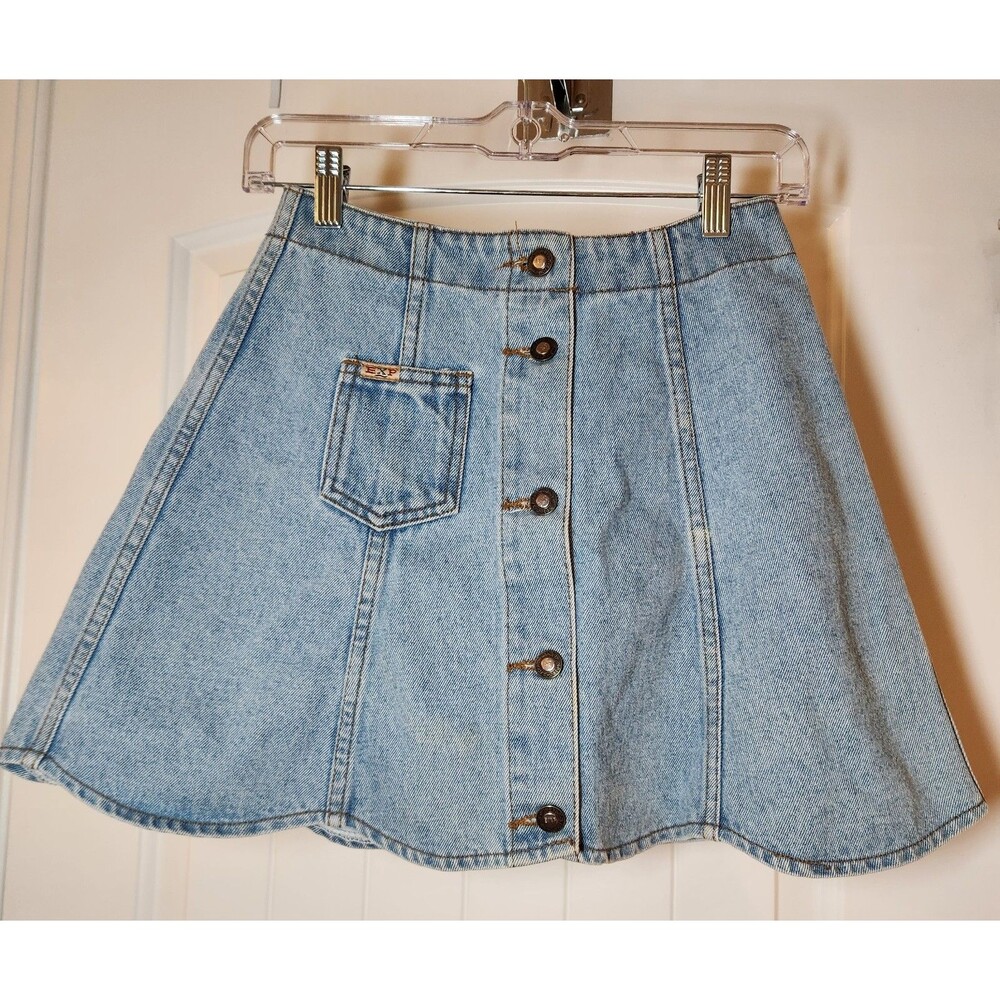 EXP BY EXPRESS Vintage Denim A-Line Button Front Light Wash Mini Skirt Jnrs 1/2